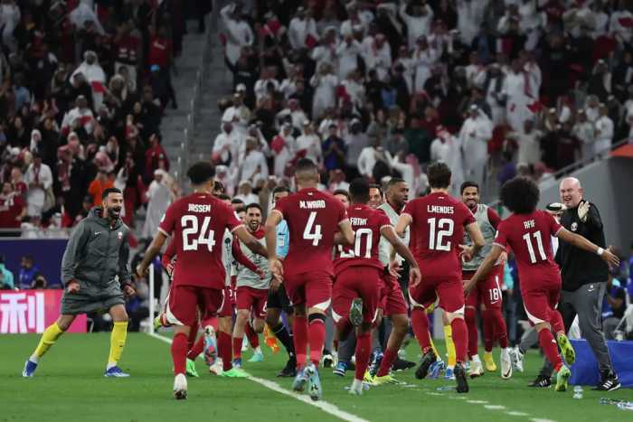 又爆冷门！亚洲杯-阿菲夫传射 卡塔尔3-2伊朗决赛战约旦